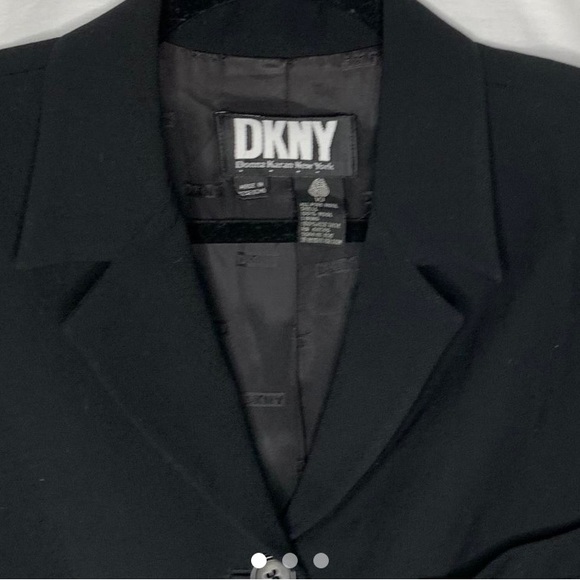 DKNY Y2K Womens Black Blazer size 10 Shoulder Pads - Picture 1 of 3